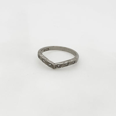 V-Shaped 18ct White Gold Diamond Ring