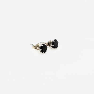 9ct White Gold Black 6mm CZ Stud Earrings