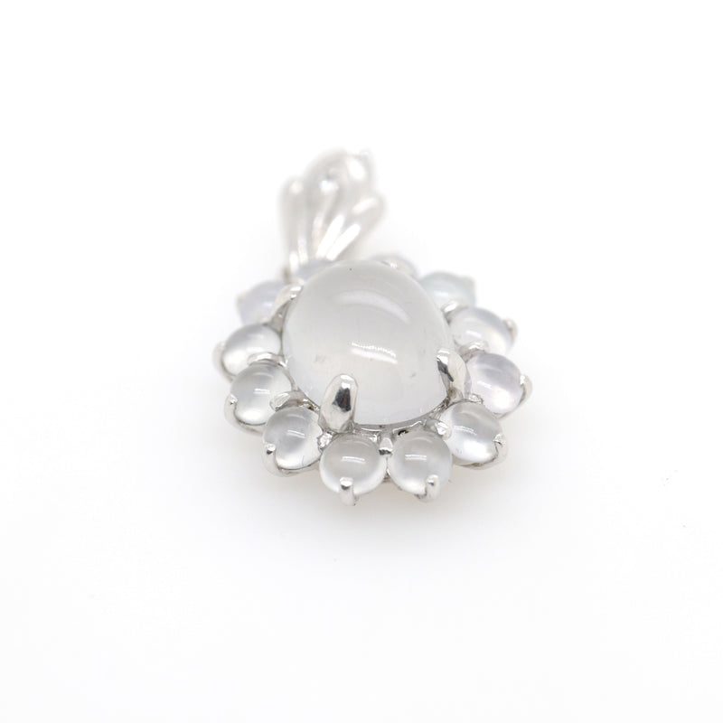 18ct White Gold Oval Claw Set Moonstone Cluster Pendant